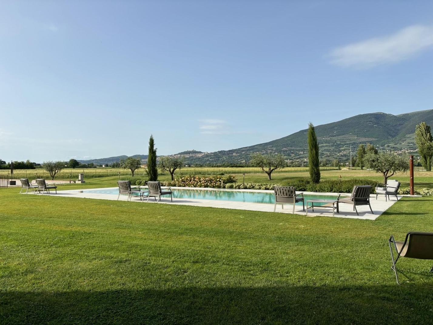 Borgo Degli Angeli E *